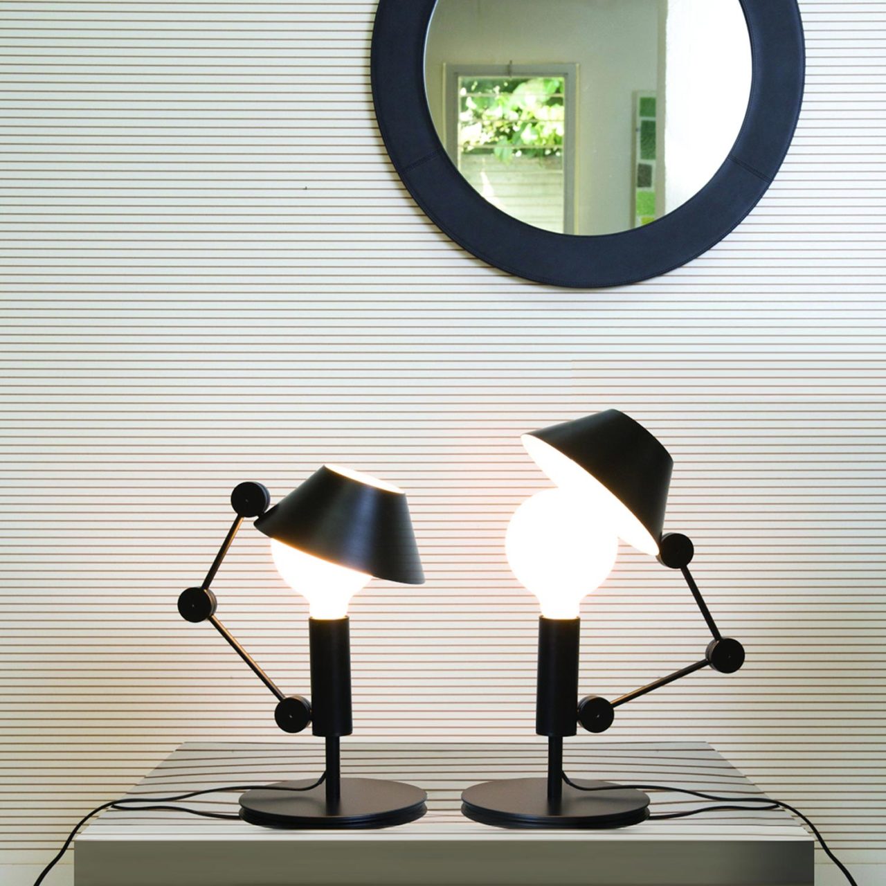 MR. LIGHT