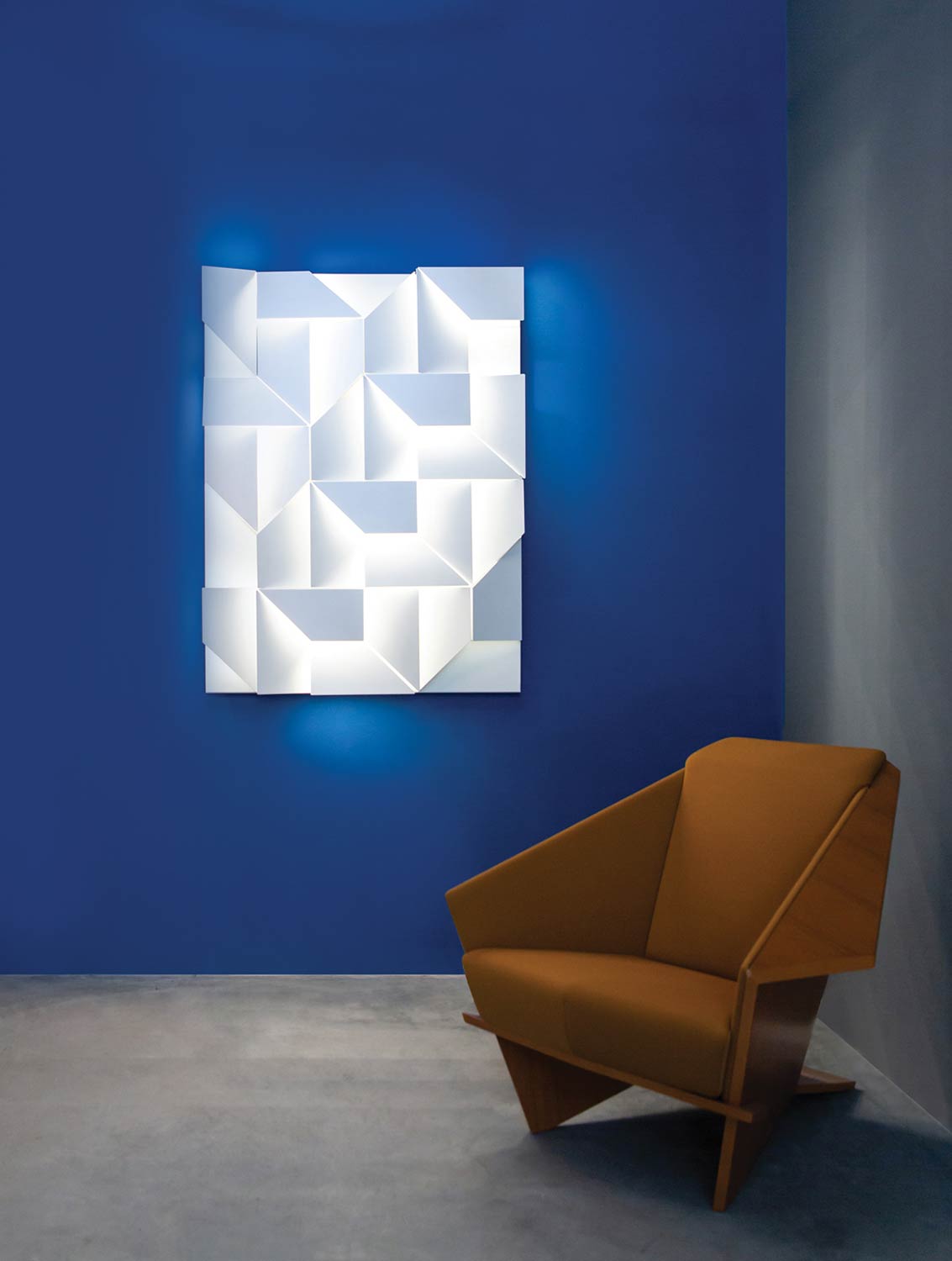 WALL SHADOWS GRAND