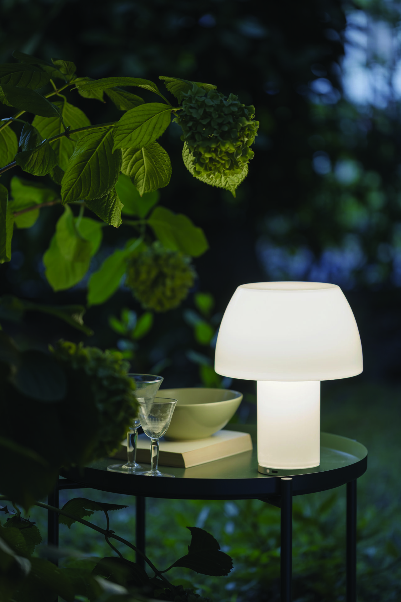 LOROSAE TABLE