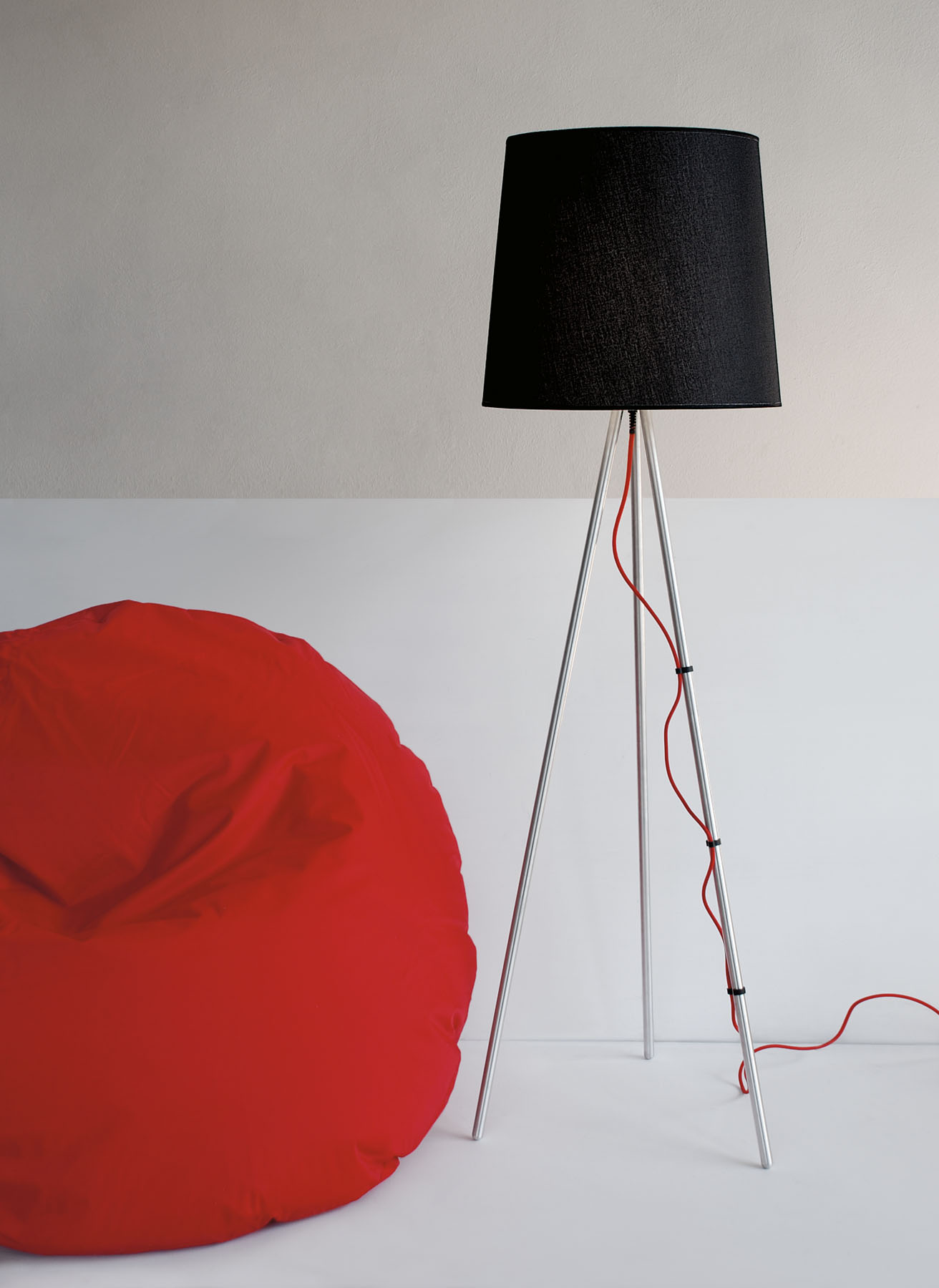 EVA FLOOR LAMP