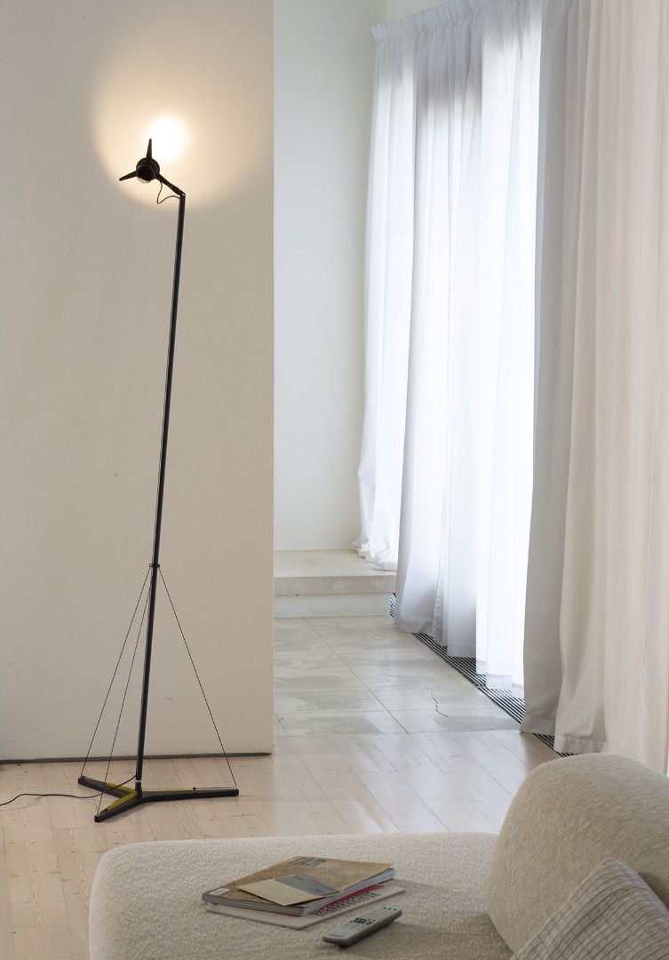 Y3 FLOOR LAMP