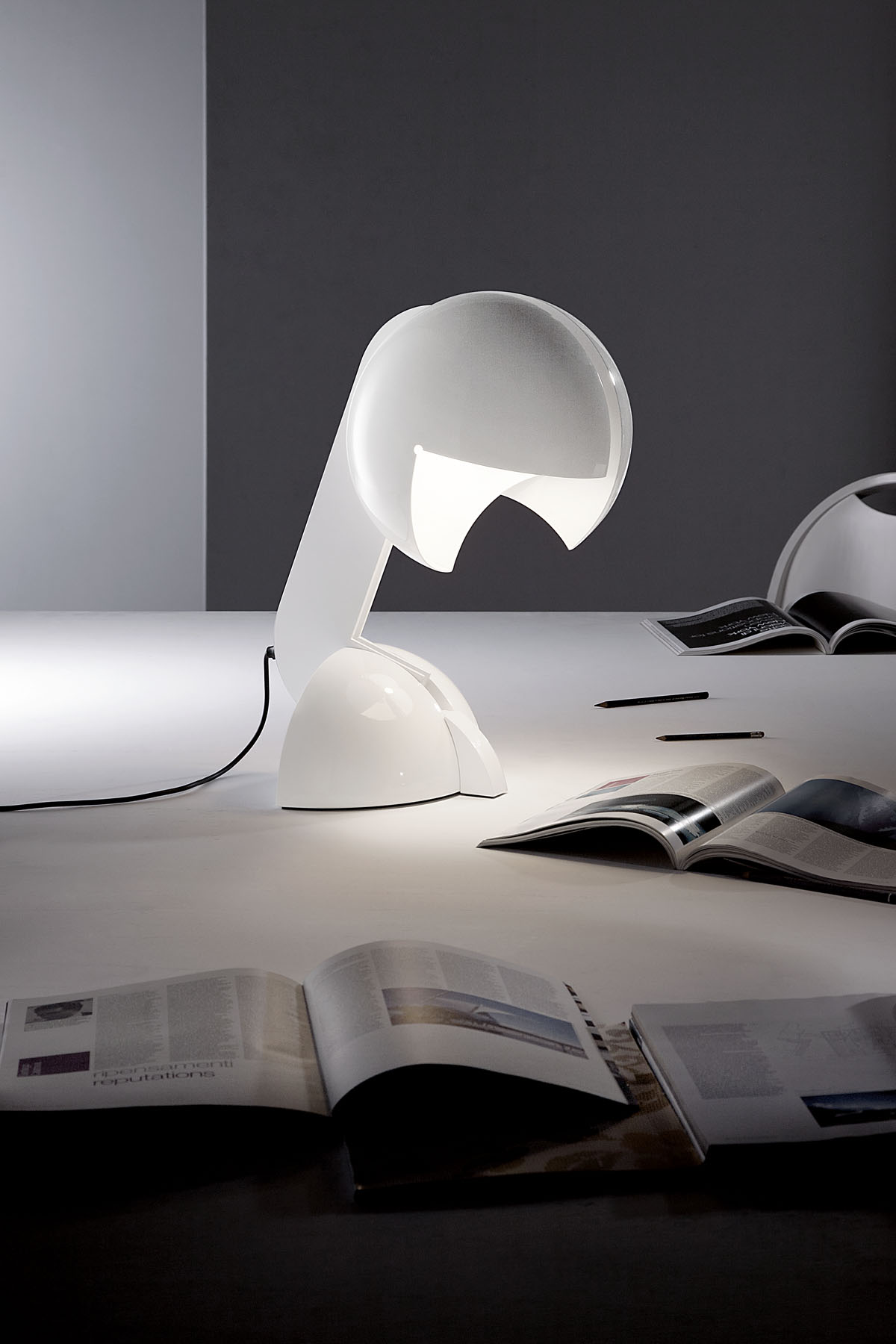 RUSPA TABLE LAMP