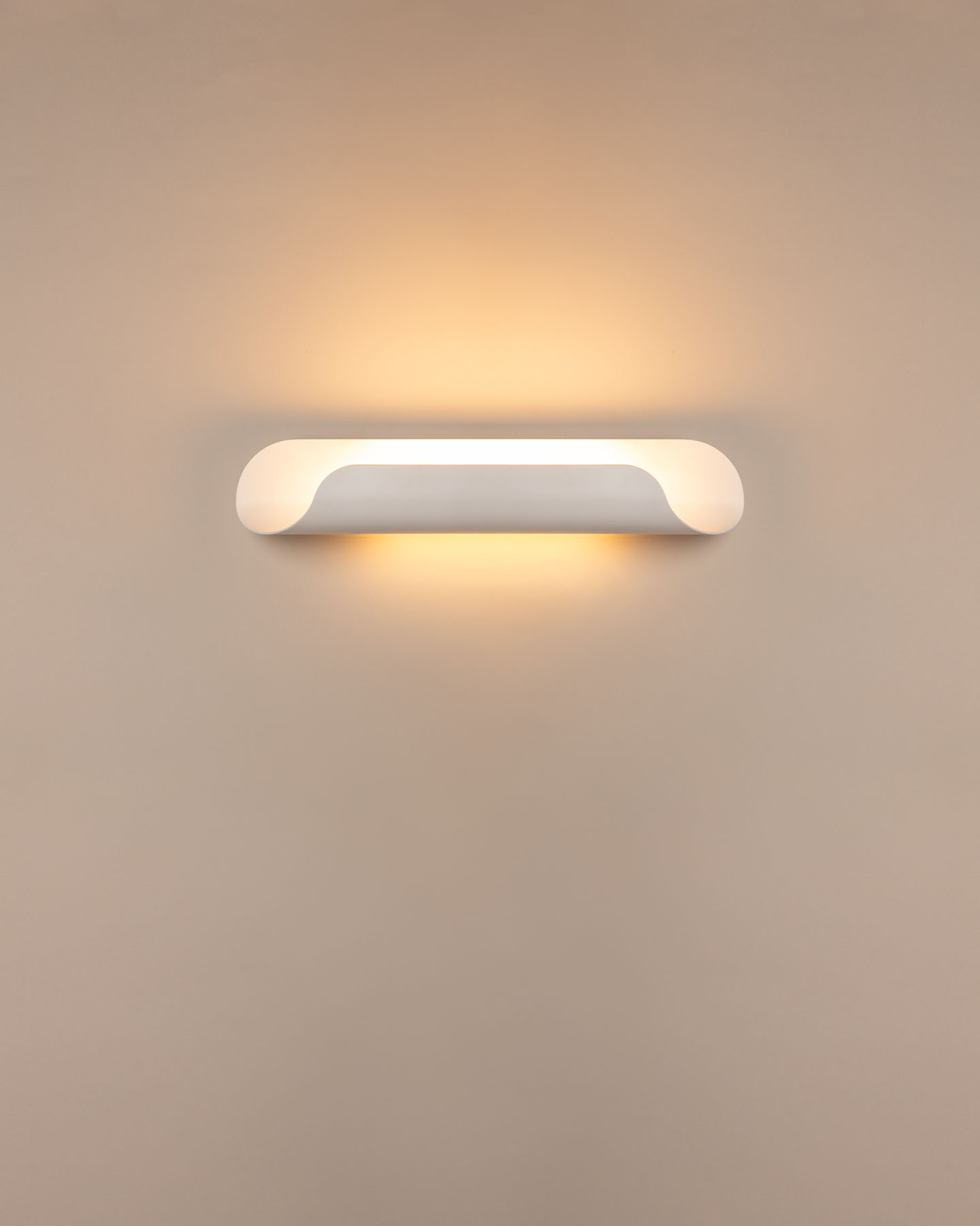 ROLL WALL LAMP