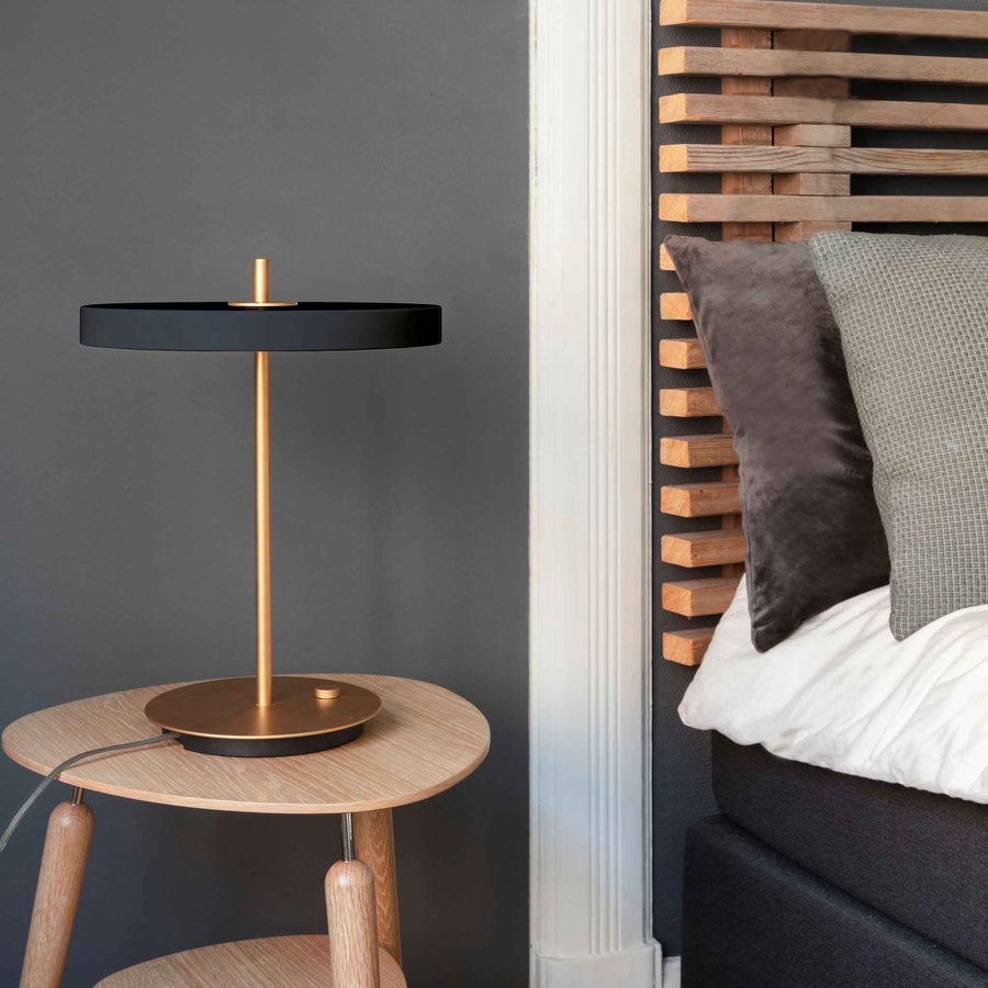 Asteria table lamp