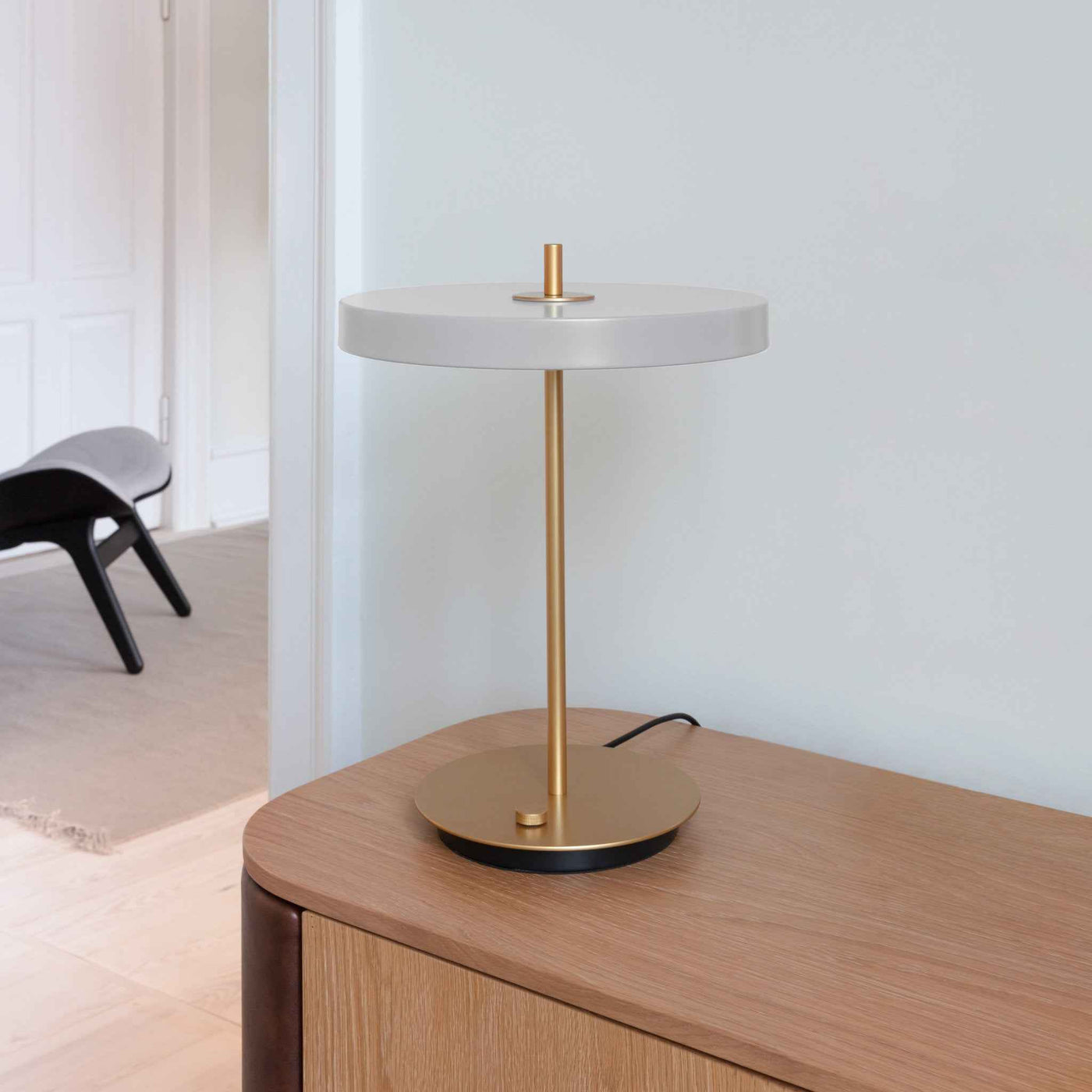 Asteria table lamp