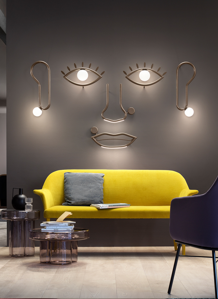 VISIO A FULL WALL LAMP