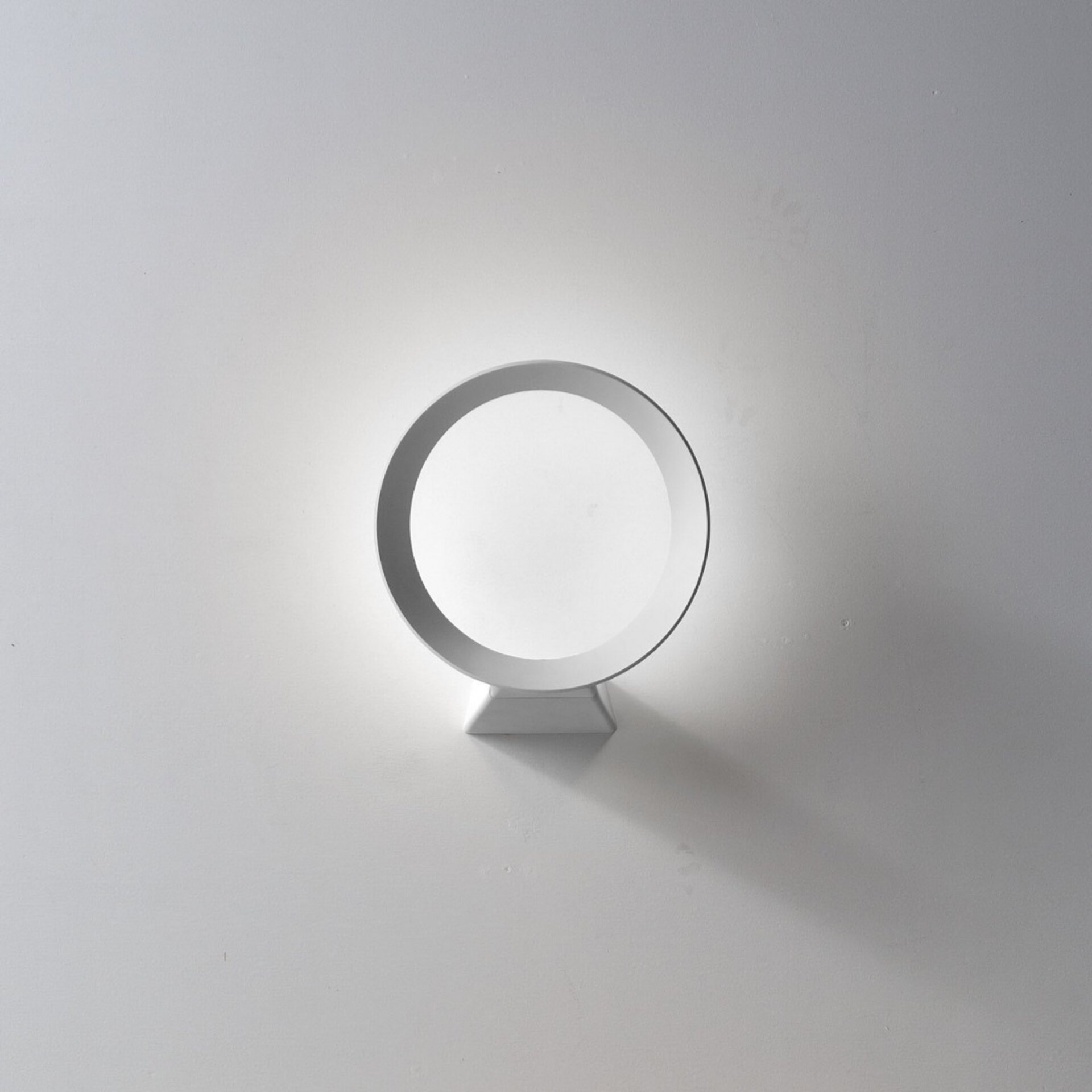 LED+O WALL LAMP