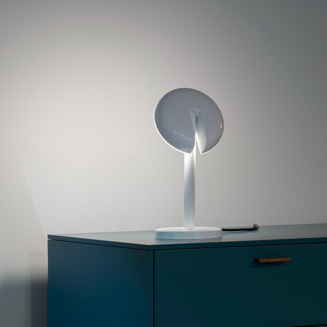 CABRIOLETTE TABLE LAMP